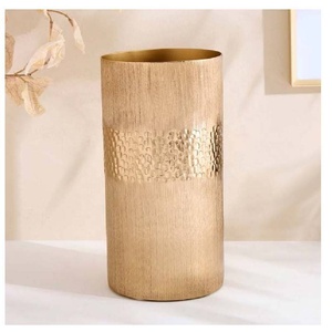 แจกันดอกไม้ตกแต่งโต๊ะทรงโมเดิร์นสีทองอะลูมิเนียม ขนาด 15x31 ซม. ขายดี ตกแต่งบ้าน สำนักงาน ห้องนั่งเล่น - Product Image 5