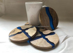 Dessous de verre en résine et bois de noyer personnalisables de la meilleure qualité, carrés et ronds, tapis en résine époxy, napperons de table pour les fêtes - Product Image 3