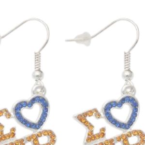 Pendientes con Letras y Corazón de Sigma Gamma Rho, Joyería para Mujeres de Hermandades, Diseño de Corazón con Letras Griegas, Pendientes de Moda para Graduación Universitaria - Product Image 6
