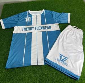 เสื้อฟุตบอลย้อนยุคพรีเมียม ดีไซน์ลายธงชาติ แขนสั้น ระบายเหงื่อได้ดี ปรับแต่งได้ ขายส่งจำนวนมากสำหรับผู้ชาย - Product Image 1