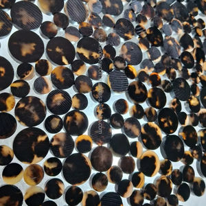 Botones de Cuerno de Búfalo Auténticos, Precio Accesible, Tamaño Personalizado, Botones de Cuerno Más Vendidos, Mejor Fabricante de Accesorios para Prendas de Vestir por FWE - Product Image 4