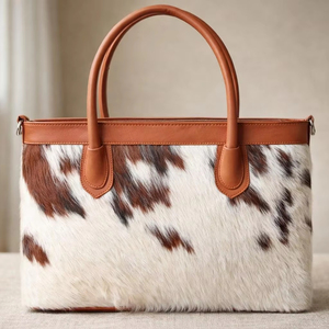 Bolso Tote de Cuero con Pelo Sintético, Fabricación Profesional Personalizada, para Mujer, Calidad Premium, Estilo Transpirable y Sostenible - Product Image 1