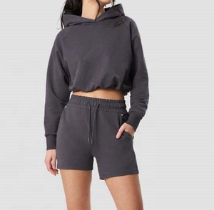 ชุดฮู้ดดี้และกางเกงขาสั้น ผ้าเทอร์รี่ถักลายเสือดาว ระบายอากาศได้ดี สปอร์ต ODM ผลิตตามสั่ง ซิปหน้า ไหล่ตก เอวยางยืด - Product Image 1