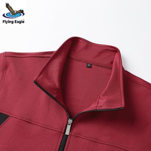 Ensemble de survêtement pour homme sur mesure en coton molletonné à capuche pour le sport, la course à pied et l'entraînement - Product Image 3