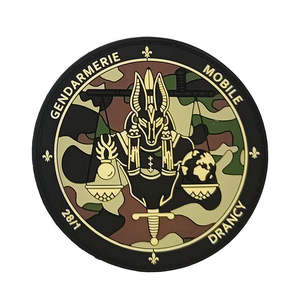 Patchs personnalisés en chenille, lettres logo, à crocheter, thermocollants, à coudre, brodés, tissés, en PVC, pour presse à chaud - Product Image 6