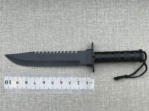 Cuchillo de Camping de 13 Pulgadas con Brújula, Funda de Cuero, Espina Serrada y Mango Metálico, Personalizable OEM, de Alta Calidad - Product Image 6