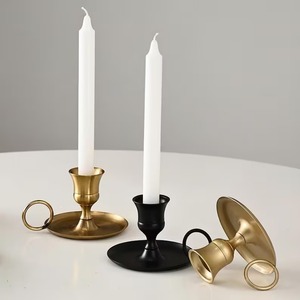 Porte-bougie en métal moderne de bonne qualité pour la décoration de la maison, centre de table de mariage et décoration de table d'hôtel, disponible à la vente - Product Image 5