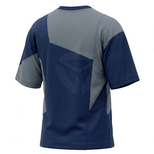 T-shirts d'été pour hommes à épaules tombantes avec un look oversize stylé, parfaits pour le streetwear et les tenues de voyage. - Product Image 3