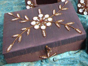 Hand-Carved Eco-Friendly Polished Customized Wooden <b>Rectangular</b> Gift Box with Designer Brass Inlay for Storage - Product Image 1