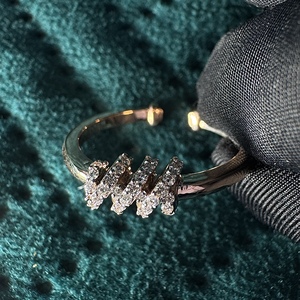 Anillo Espiral de Oro Rosa de 18K con Diamante Redondo Cultivado en Laboratorio de 0.17 CT, 3.12g, Anillo Moderno de Banda Abierta, Joyería Minimalista - Product Image 3