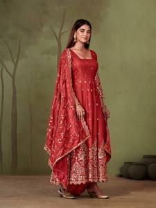 Red Silk Anarkali <b>Suit</b> With Embroidered Dupatta Traditional Indian <b>Wedding</b> <b>Dress</b> <b>Women</b> Floor-Length Loose Fit - Product Image 3