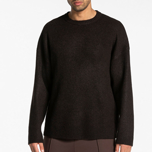 Stylish sweatshirt crafted from breathable fabric, offering warmth flexibility, and a sleek look for everyday streetwear fashion - Product Image 1