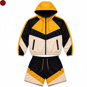 Conjunto Deportivo de Dos Piezas para Hombre con Capucha y Bloques de Color, Cierre de Cremallera, Traje Atlético Deportivo, Conjunto de Pantalones Cortos Cortavientos para Verano y Actividades al Aire Libre - Product Image 1
