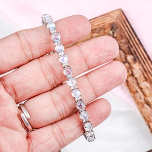Bracelet tennis en argent sterling 925 avec cabochon rond en pierre de lune naturelle et accent CZ, vente en gros, Memoria Jewels - Product Image 1