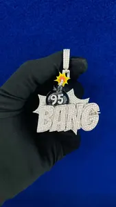 Colgante de Letra Personalizada con Moissanita Redonda de 2.80Ct, Chapado en Oro Blanco de 14K, Regalo Hip Hop para Mujer - Product Image 5