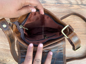 Bolso Crujiente de Cuero Auténtico Hecho a Mano para Mujer, Bandolera Elegante de Cuero de Grano Completo, Ideal para Regalo - Product Image 6