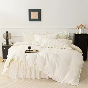 Juego de Edredón de Algodón Blanco de 400 Hilos con Volantes, 3 Piezas, Ropa de Cama Clásica para el Hogar - Product Image 1