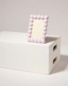 Cadre photo laqué élégant au design moderne fait main, finition brillante, accent parfait pour les intérieurs minimalistes - Product Image 6