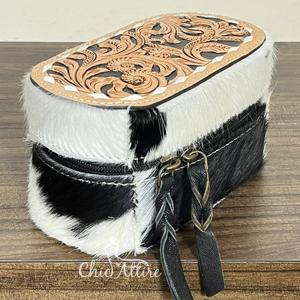 Estuche de Viaje de Cuero Hecho a Mano con Cierre de Cremallera Personalizado, Organizador de Joyas Pequeño y Portátil para Anillos, Aretes y Collares - Product Image 1