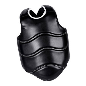 Protector de Pecho Ventilado para Boxeo con Acolchado Ligero y Construcción Ergonómica para Prácticas de Boxeo - Product Image 1