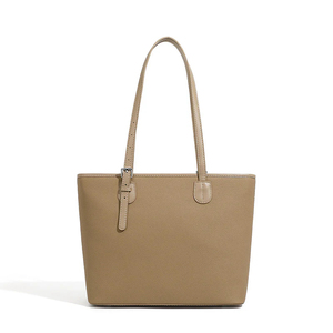 Sacs à main en cuir véritable de haute qualité pour femmes, sacs à main simples à grande capacité, vente en gros pour filles, logo personnalisé en couleur, OEM - Product Image 1