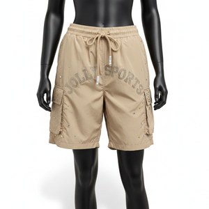 Shorts cortavientos de microfibra de nylon de alta calidad para mujer, color caqui, con bolsillos cargo, logotipo personalizado con pedrería, shorts para mujer - Product Image 1