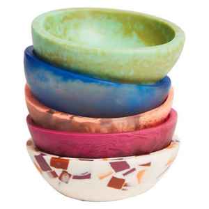 Bol en résine fait main avec finition pailletée, design glamour, idéal pour offrir ou pour les fêtes - Product Image 6