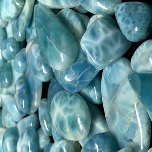 Venta al por Mayor de Larimar Natural Dominicano de Alta Calidad, Cabujón de Larimar en Forma de Pera para la Fabricación de Colgantes - Product Image 5