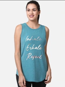 Débardeur sans manches pour femme, vert sarcelle, imprimé feuille d'aluminium « Inhale Exhale Repeat », vêtement de sport décontracté, respirant, en coton tricoté, avec logo frontal - Product Image 6