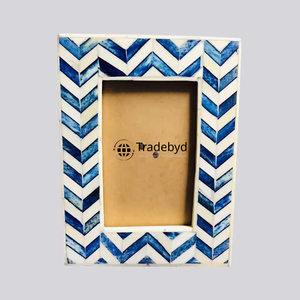 Marco de Fotos Creativo con Incrustaciones de Resina Hecho a Mano, con Acabado Brillante, Ligero, Regalo Premium de Tradebyd - Product Image 1