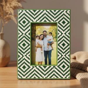 Cadre photo mosaïque en nacre et os de haute qualité, fait main, décoratif pour la maison et le bureau - Product Image 1