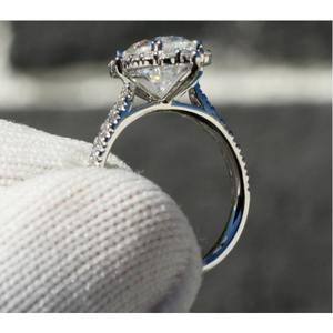 Bague en moissanite directement de l'usine, alternative au diamant de laboratoire, bague de fiançailles pour femme disponible au prix de gros - Product Image 4