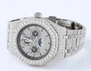 Reloj de Lujo Hecho a Mano con Diamantes Moissanite de Claridad VVS, Totalmente Cubierto de Diamantes, Estilo Hip Hop, a Precio Económico - Product Image 1