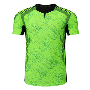 Maillot de football à manches courtes imprimé en polyester 100% de haute qualité, design personnalisé, tenue d'équipe pour l'hiver - Product Image 2