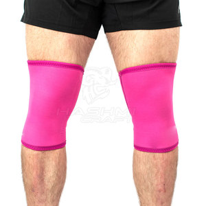 Genouillère à compression légère avec tissu respirant pour vous garantir un confort optimal lors de chaque séance d'entraînement - Product Image 2