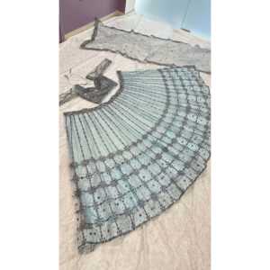 Ropa de fiesta para mujer Lehenga Choli con diseño elegante de secuencia de trabajo - Product Image 4