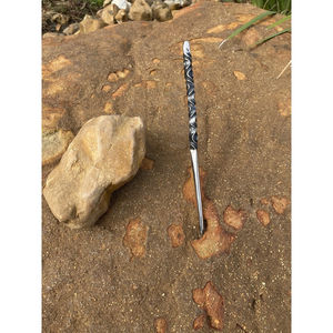 Cuchillo de Cocina Burraq Hecho a Mano, Estilo Medieval, Acero al Carbono Forjado, Multifuncional, Hoja Fija, Personalizable - Product Image 3