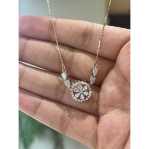 Collar Exclusivo con Diamante Cultivado en Laboratorio de Corte Pera de 1.10 Ct, Certificado IGI, Halo Floral, Oro de 14K, Regalo de Boda, Joyería Fina de Lujo para Fiestas - Product Image 5