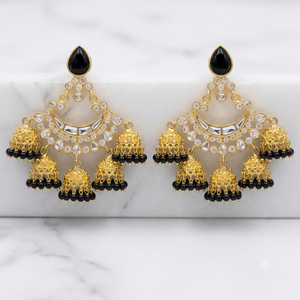 Pendientes de Lujo Chapados en Oro con Múltiples Jhumkas y Chandbali, Pendientes Colgantes de Perlas Kundan para Novias Indias y Pakistaníes, Pendientes Étnicos para Mujer para Fiestas - Product Image 3