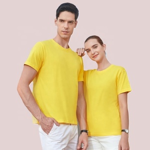 Haute qualité 180gsm 60% coton 40% Poly CVC unisexe basique décontracté minimaliste t-shirt couleur unie à manches courtes col rond T-shirt - Product Image 2