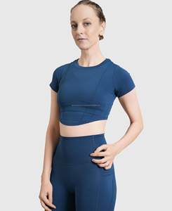 Top de Yoga para Mujer de Alta Calidad, Ajuste Ceñido, Color Sólido, 100% Poliéster, Transpirable, Ecológico, Resistente al Viento, Antiarrugas, con Estampado Digital y Cuello Redondo - Product Image 2