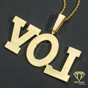 Trendige Moissanit-Diamant LOV Namensanhänger-Halskette mit Goldton-Finish, Iced-Out Buchstaben-Schmuck für Hip-Hop-Modehändler - Product Image 4