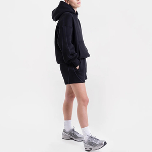 เสื้อฮู้ดดี้โอเวอร์ไซส์สำหรับผู้หญิง ดีไซน์โลโก้ใหม่ ผ้าฝ้ายพรีเมียมเนื้อนุ่ม ทรงหลวม ไหล่ตก มีกระเป๋า - Product Image 3