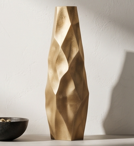 Jarrón Dorado Metálico Contemporáneo, Diseño Geométrico Facetado Único, Florero Alto para Decoración de Interiores de Sala de Estar, Suministro al por Mayor - Product Image 1