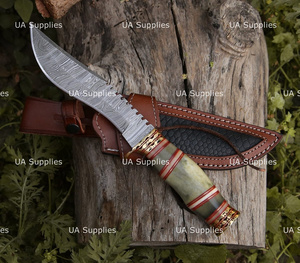 Cuchillo de caza UA Supplies personalizado hecho a mano de acero de Damasco con hoja fija de punta caída, mango de latón y hueso, espina dentada y funda de cuero marrón - Product Image 2