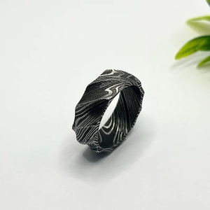 Hot Selling Handmade Damascus Steel <b>Ring</b> for Men Women Wedding Band Fashion Party <b>Ring</b> Custom Latest Design OEM Supplier - Product Image 3
