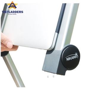Escalera Doméstica Delgada de Aluminio NKVL-4SL Hanoi, de 4 Peldaños, Ancha, para Montar en la Puerta o la Pared, Diseño Moderno, Multifuncional, para Almacenamiento - Product Image 1