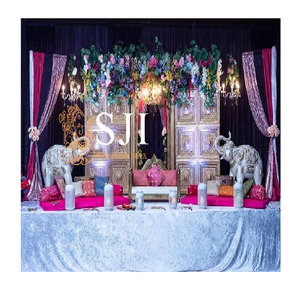 Marcos de Puertas de Madera con Temática Mughal de Delhi, India, para Decoraciones de Boda - Product Image 1