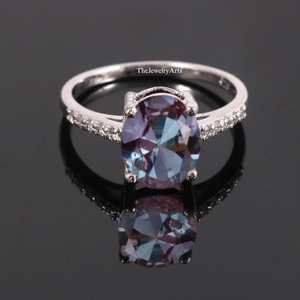 Anillo de Compromiso y Promesa de Plata de Ley 925 con Alejandrita, Corte Ovalado y Engaste de Garras, Estilo Vintage, Piedra de Nacimiento de Junio, Joyería Artística - Product Image 6