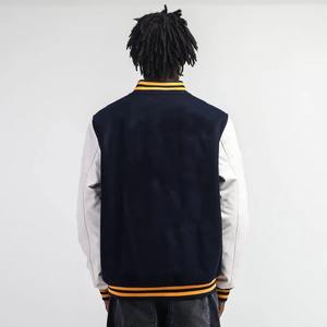 Blouson universitaire en laine enduite pour homme, coupe-vent, imperméable, avec logo frontal, idéal pour l'hiver, vente en gros en usine - Product Image 4